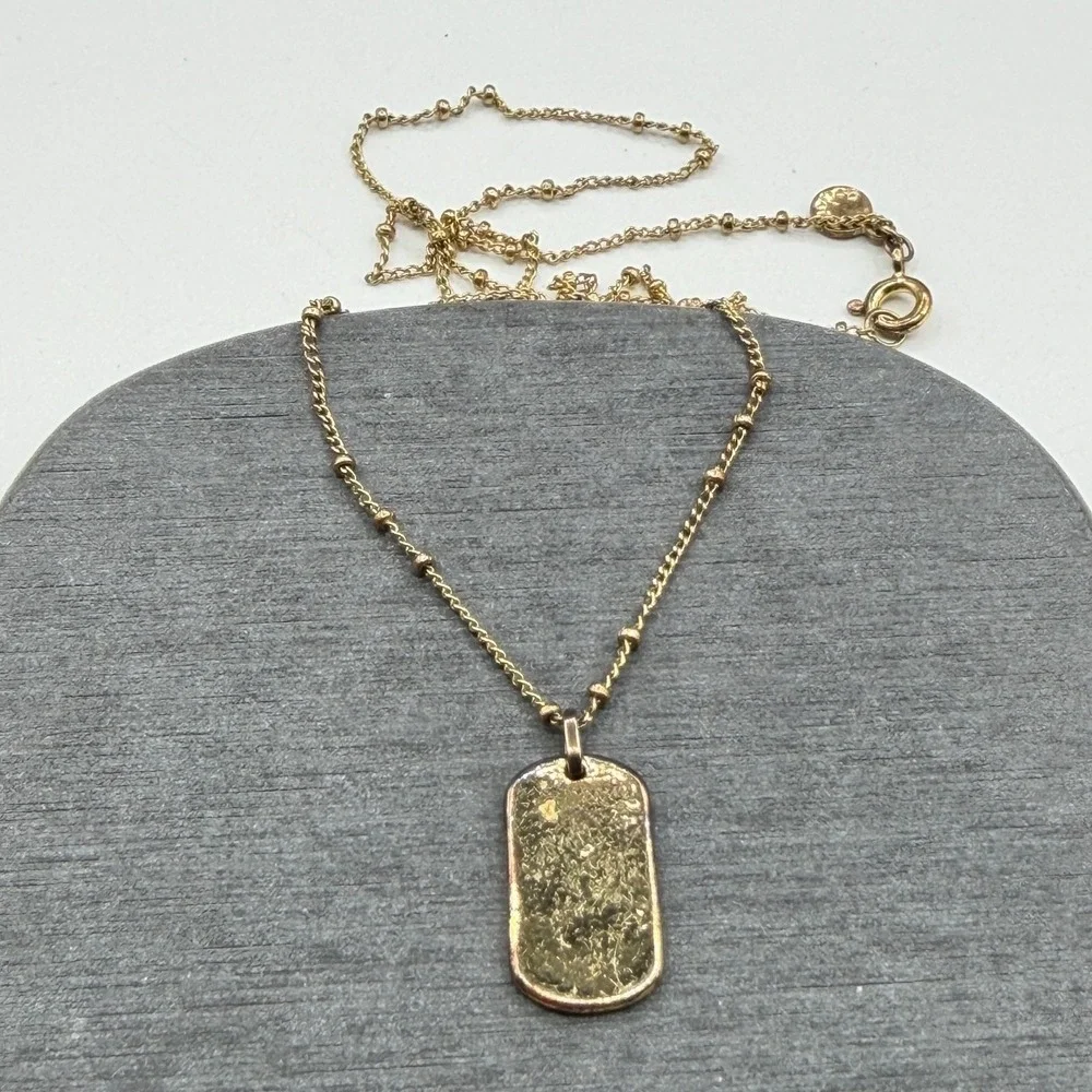 Gold Tone Textured Dog Tag Pendant Station Chain Necklace Minimalist Fashion